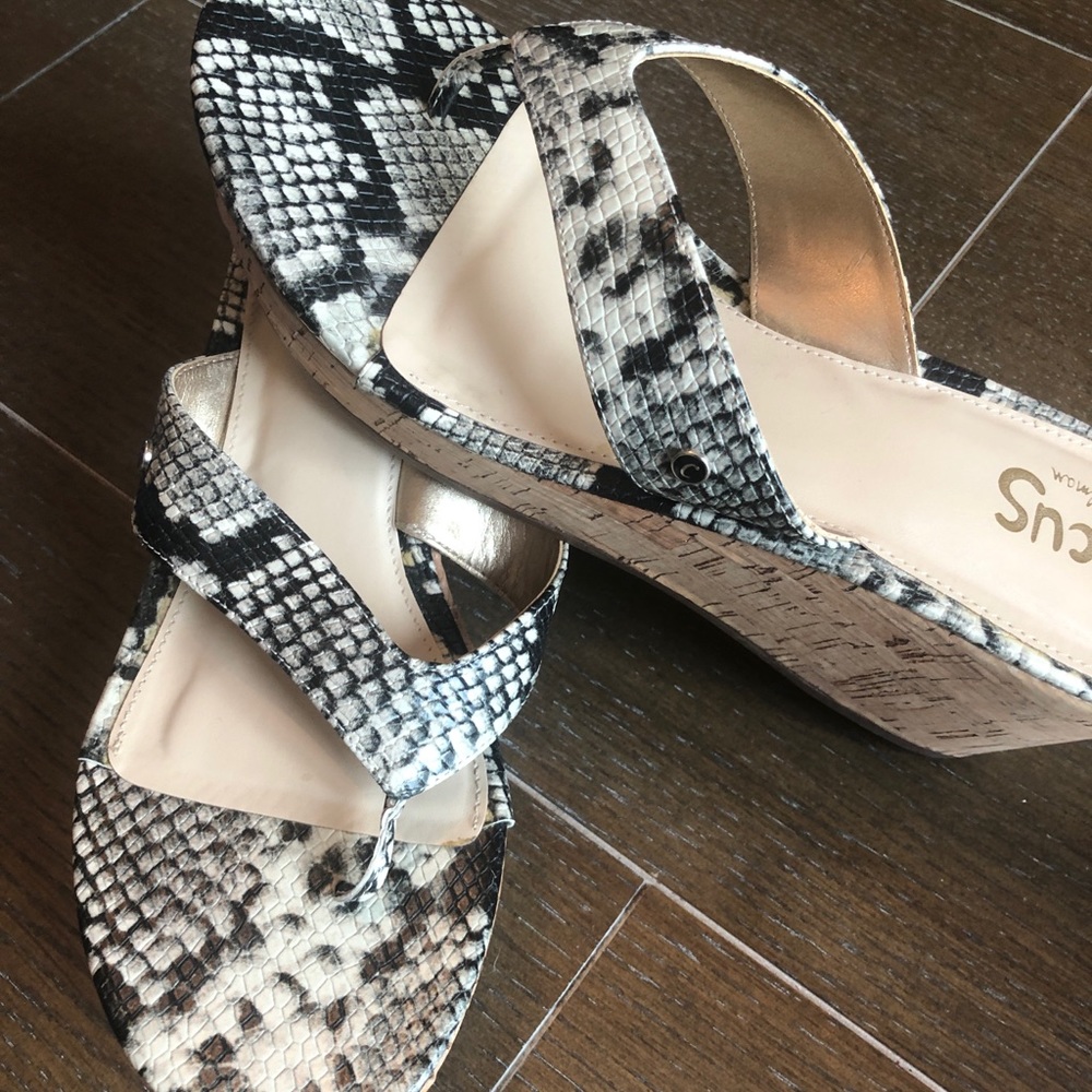 Sam Edelman circus snakeskin size 10